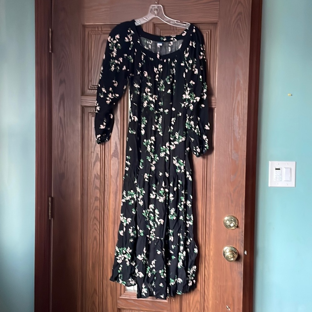 Old navy puffed sleeve tiered long dress size XS